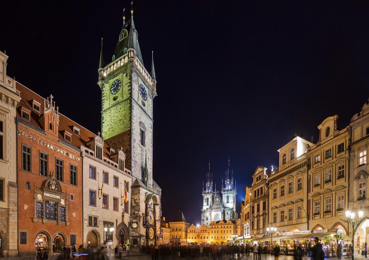 Historical Apartment Between Prague Castle And Charles Bridge Zewnętrze zdjęcie