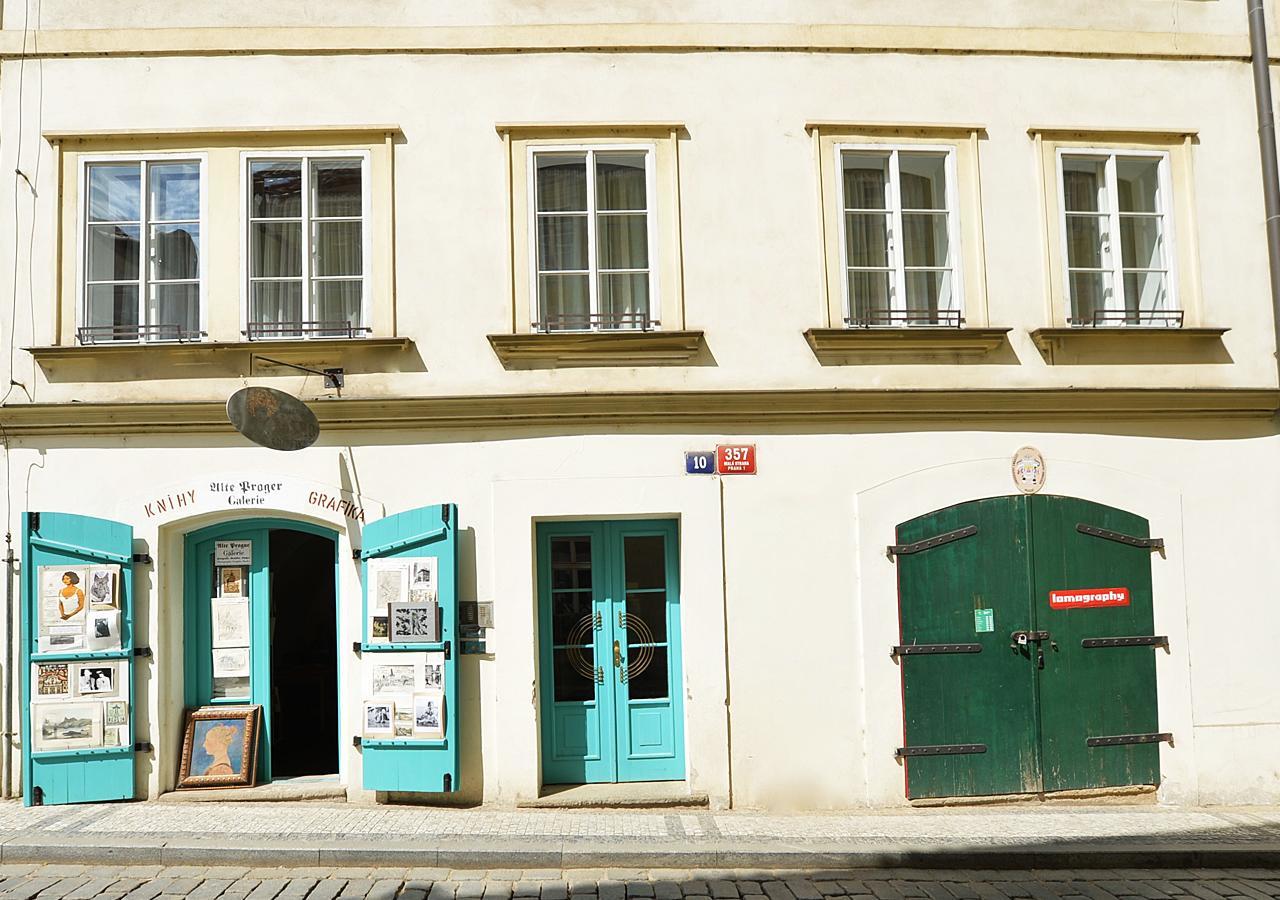 Historical Apartment Between Prague Castle And Charles Bridge Zewnętrze zdjęcie