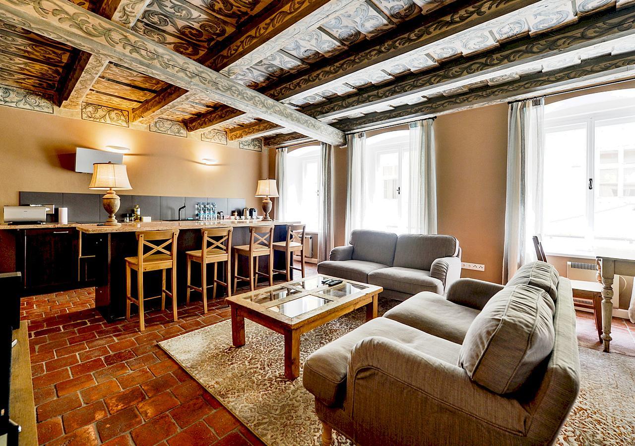 Historical Apartment Between Prague Castle And Charles Bridge Zewnętrze zdjęcie